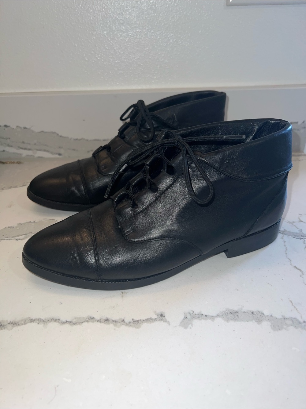 Vintage Prima Royale Black Leather Lace-Up Women’s Ankle Booties Size 7.5